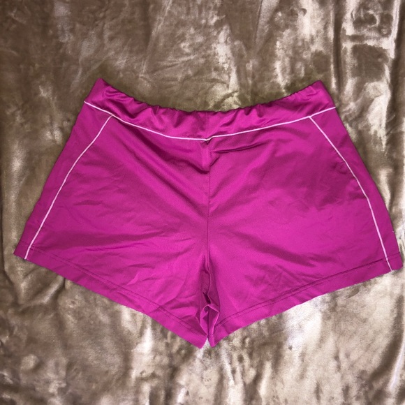 Fuscia Reebok Shorts, Size XL - Picture 6 of 7
